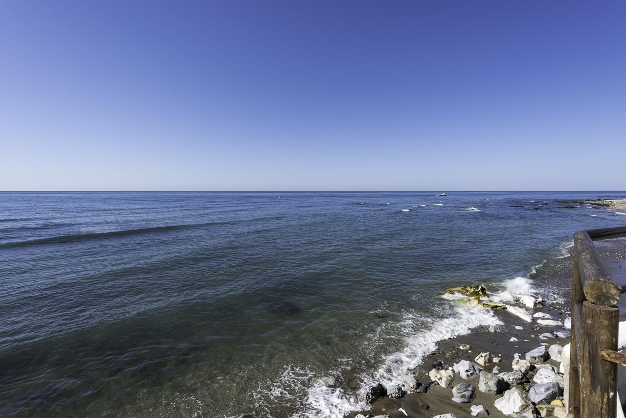 Nest Studio Playa Alhamar Sitio de Calahonda Kültér fotó